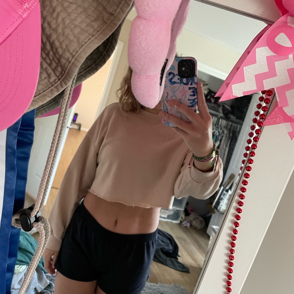 Cropped sweatshirt